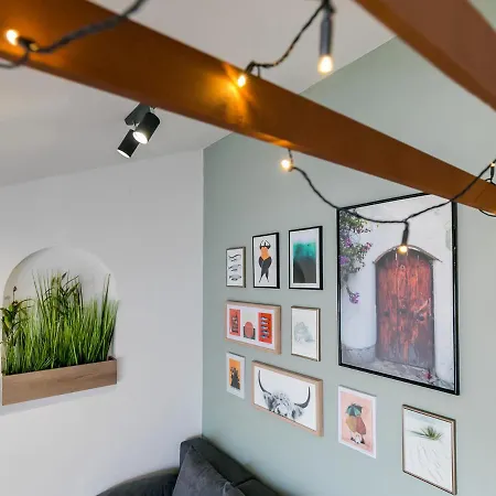 Fantattic Center * פורץ