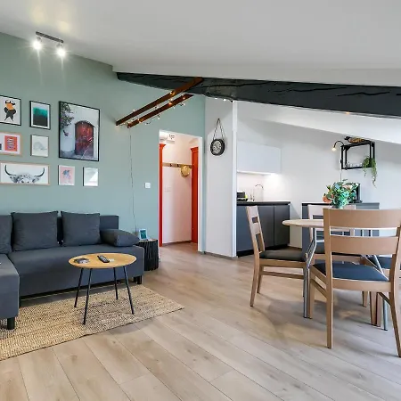 Fantattic Center * פורץ